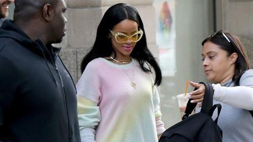 Rihanna y su carísimo chándal