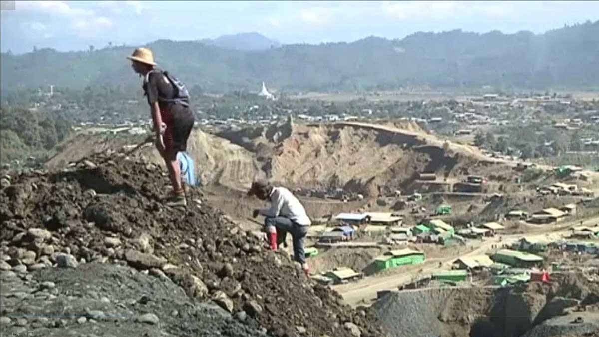 Miles de personas acuden cada día a minas de jade en busca de riqueza, pero la realidad con la que se encuentran es otra