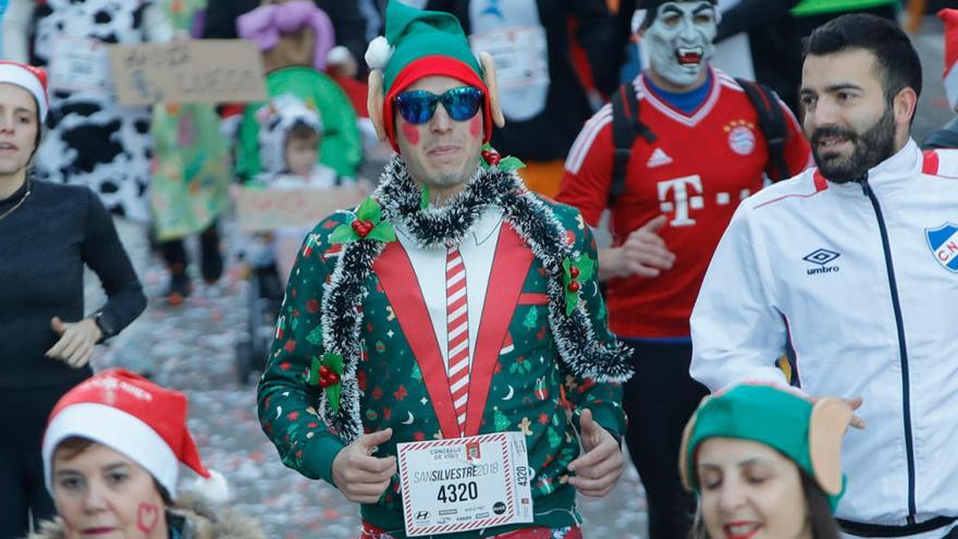 Un corredor de la San Silvestre de Vigo en 2018 // Ricardo Grobas