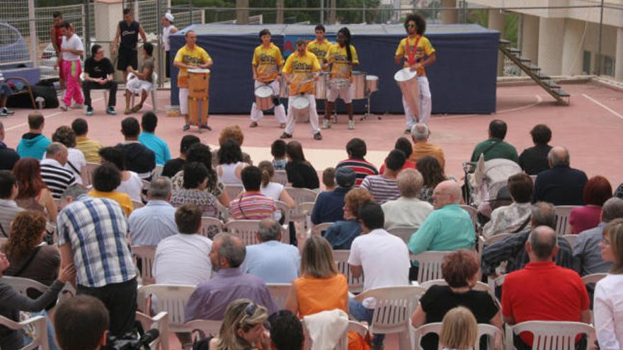 Trakabum participó en la fiesta de Primavera que organizó Asprodis.