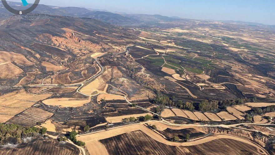 Vista aérea de la zona afectada por el incendio de Ateca.