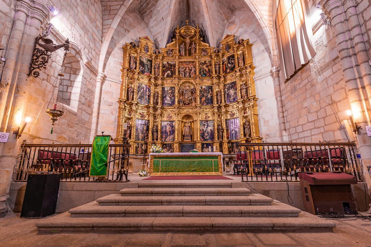 Retablo de Luis de Morales en  Nuestra Señora de la Asunción.