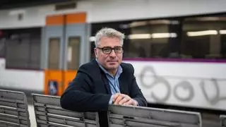 Renfe aparta de Rodalies a Antonio Carmona, su histórico portavoz en Catalunya