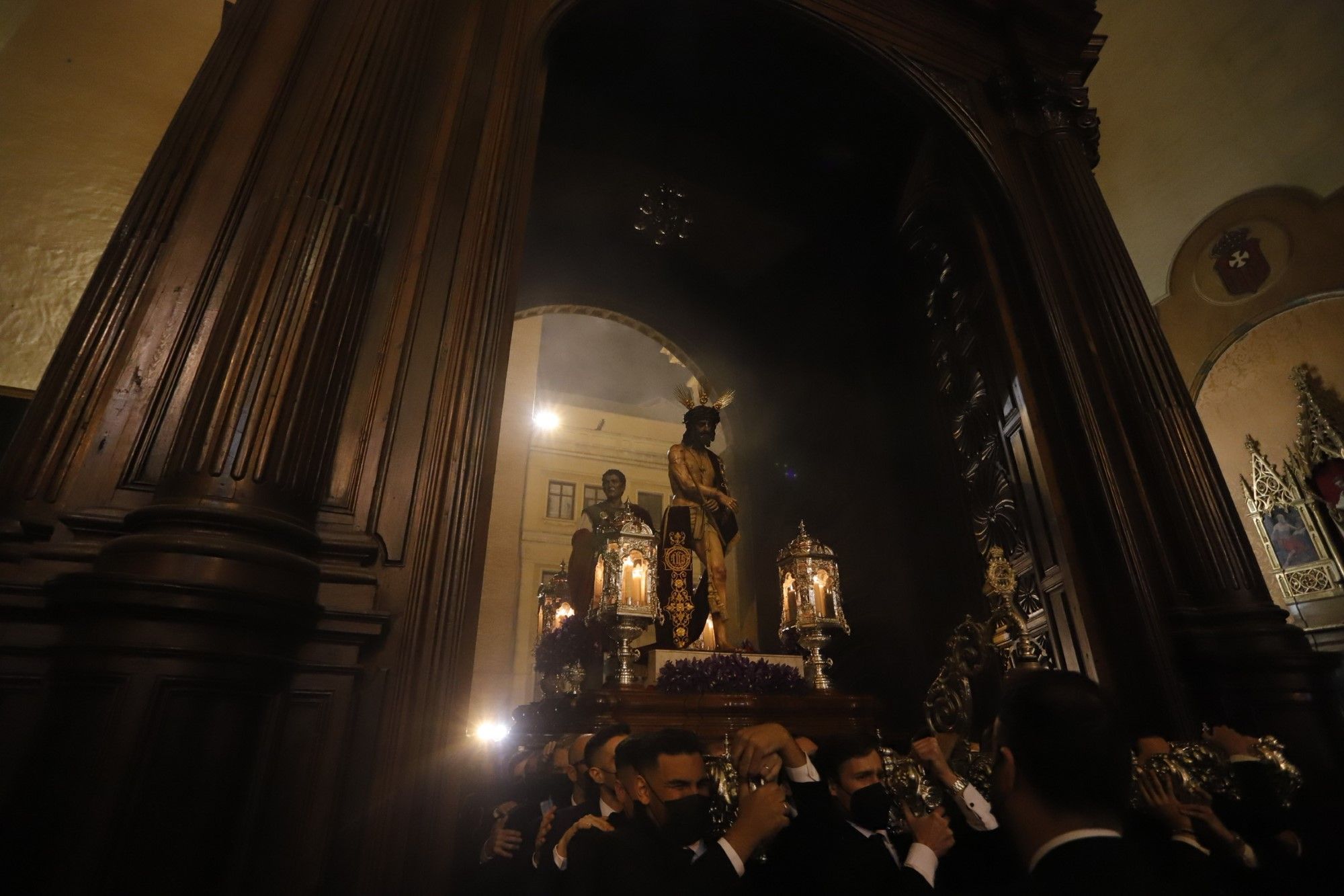 El Coronado de Espinas de la cofradía de los Estudiantes, en la Catedral