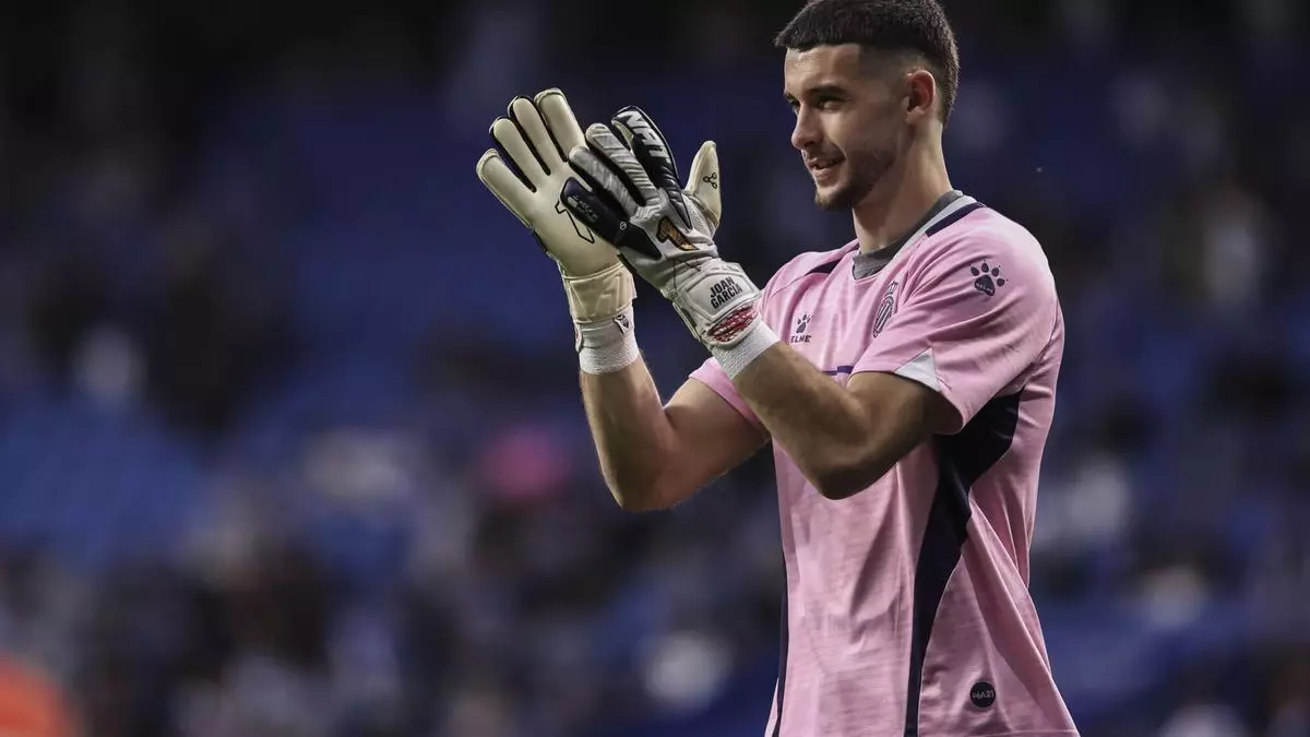 El Barça arranca el 'sí' de Joan García y se dispone a pagar los 25 millones de su cláusula de rescisión