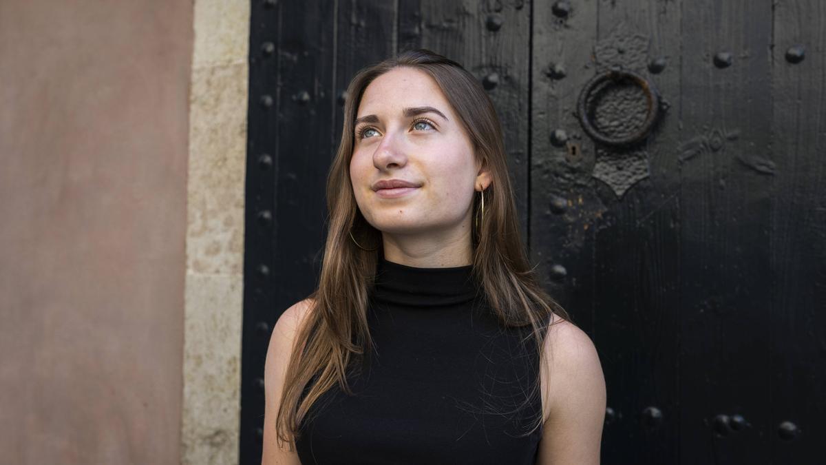 Lola Valiente, autora de un TR sobre la inmigración andaluza en la Barceloneta en los años 60.
