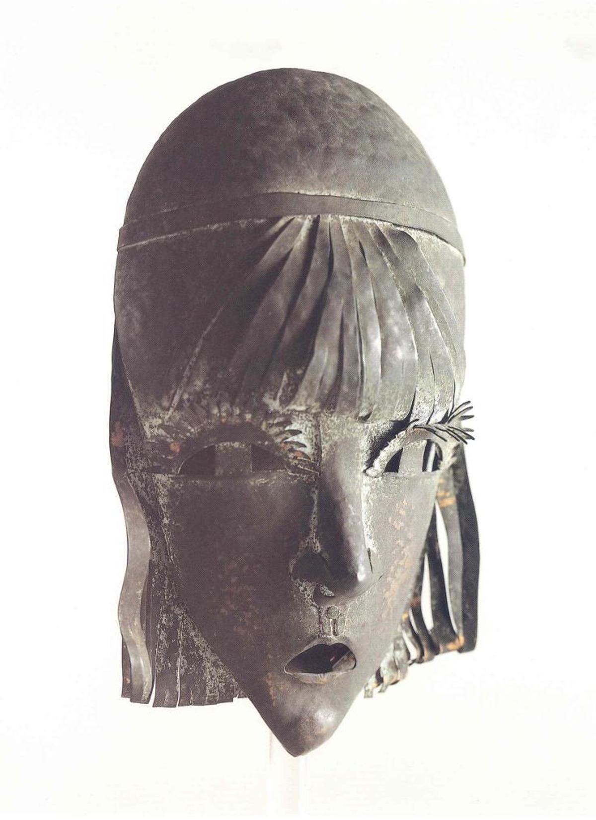 Pablo Gargallo, «Jeune fille à la frange», 1913-1914. Cobre Pablo Gargallo, «Jeune fille à la frange», 1913-1914. Cobre