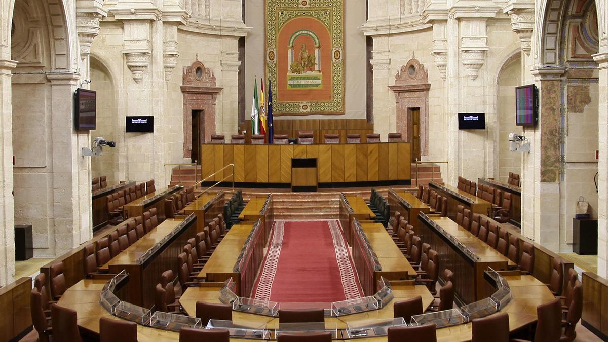 Salón de Plenos del Parlamento andaluz