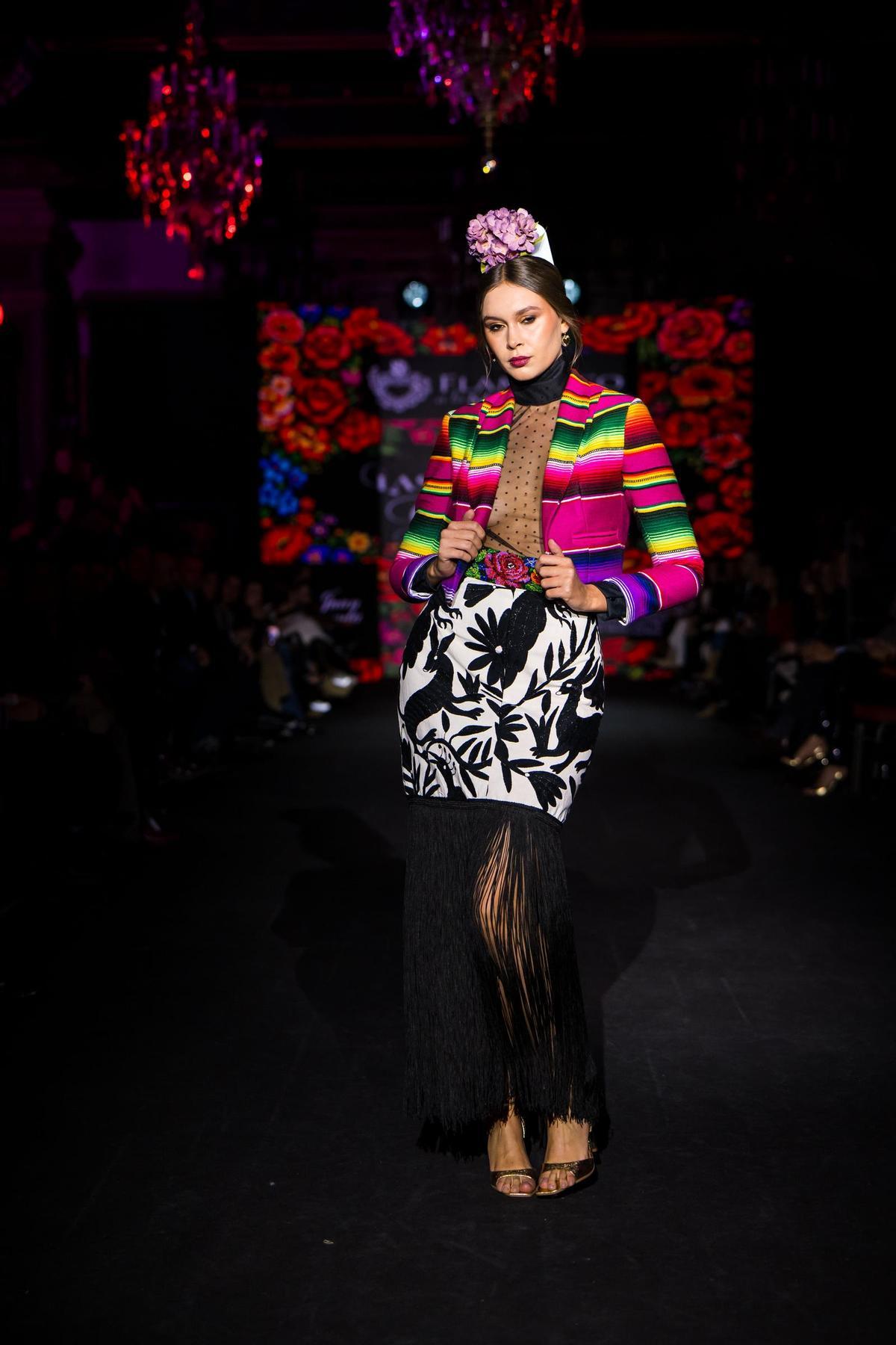 Desfile de Flamenco a la Mexicana.