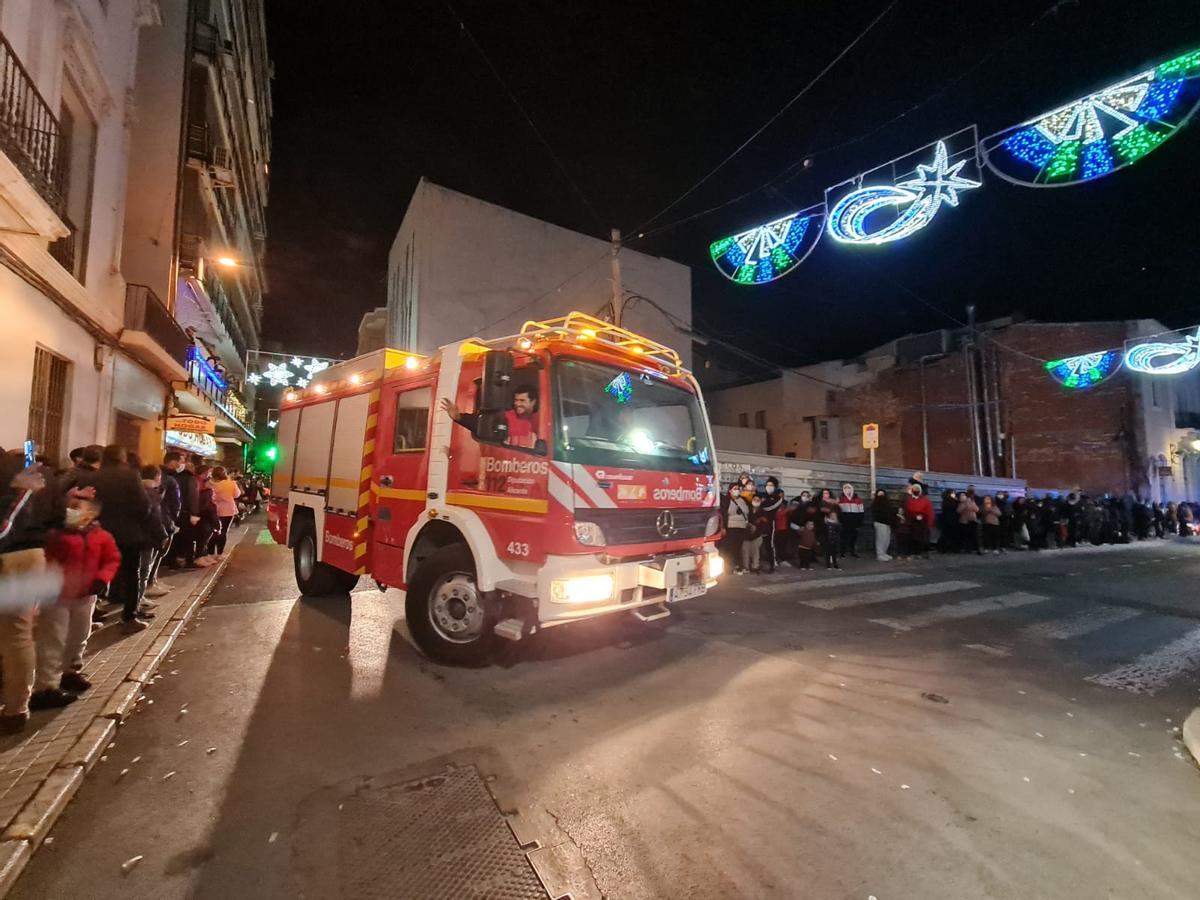 Un camión de Bomberos para reconocer su esfuerzo durante la pandemia.