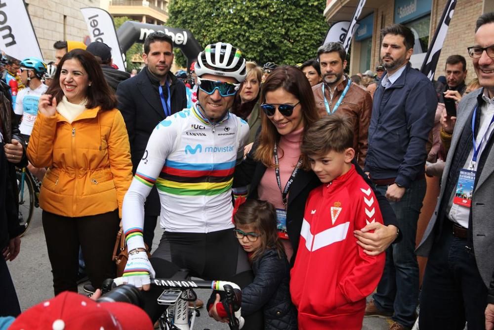 Salida de la Vuelta Ciclista a Murcia en Beniel