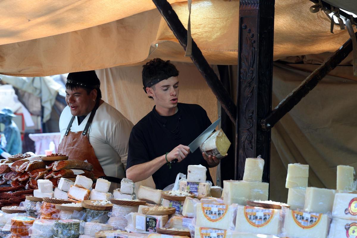 Mira aquí las imágenes de la oferta gastronómica de la Feria Medieval de Ibiza
