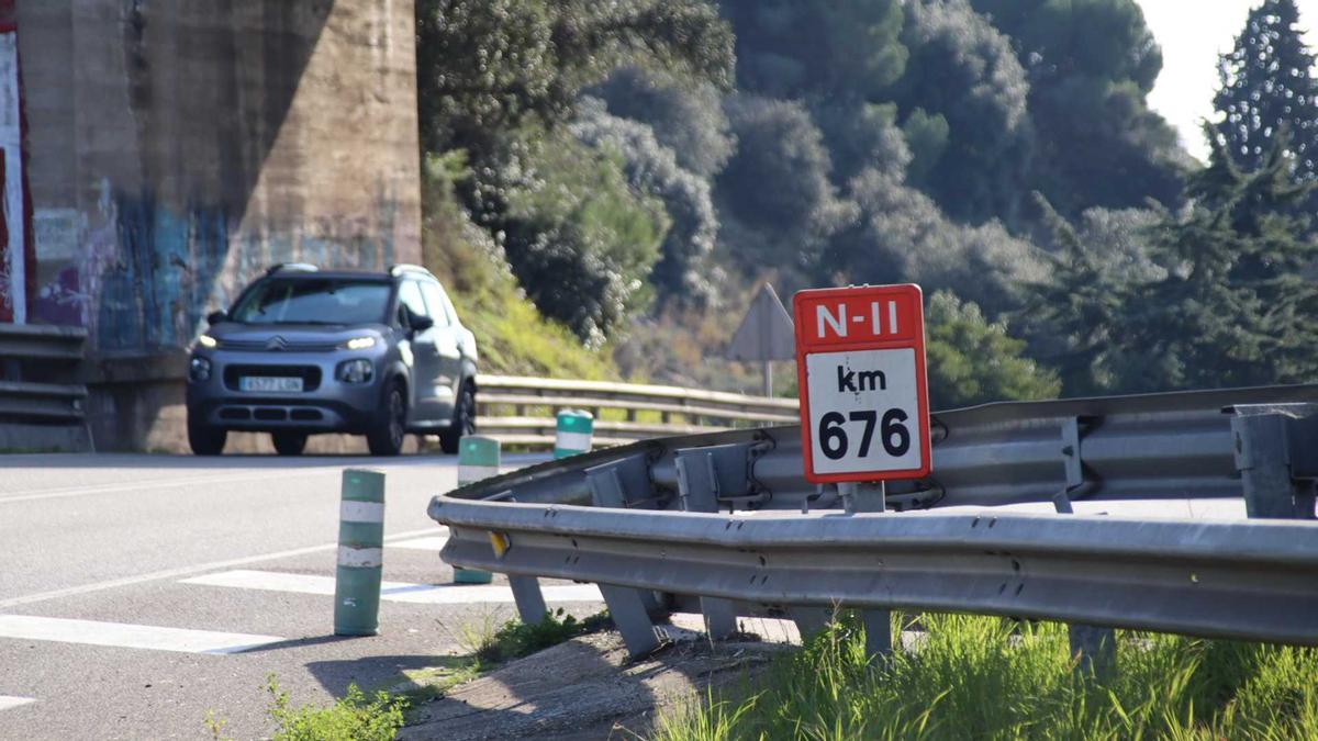 L'accident es va produir en el punt quilomètric 676 de l'N-II, a Malgrat de Mar.