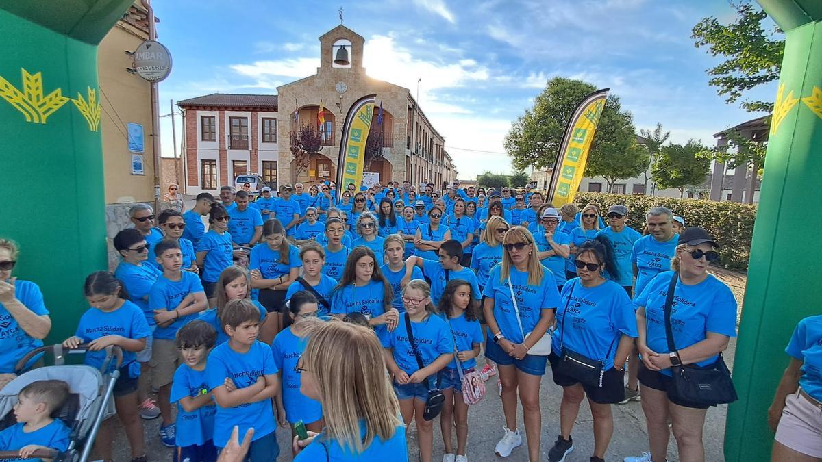 Así ha sido el paseo solidario por Azayca en Villafáfila con un emotivo guiño a su Semana Santa Así ha sido el paseo solidario por Azayca en Villafáfila con un emotivo guiño a su Semana Santa