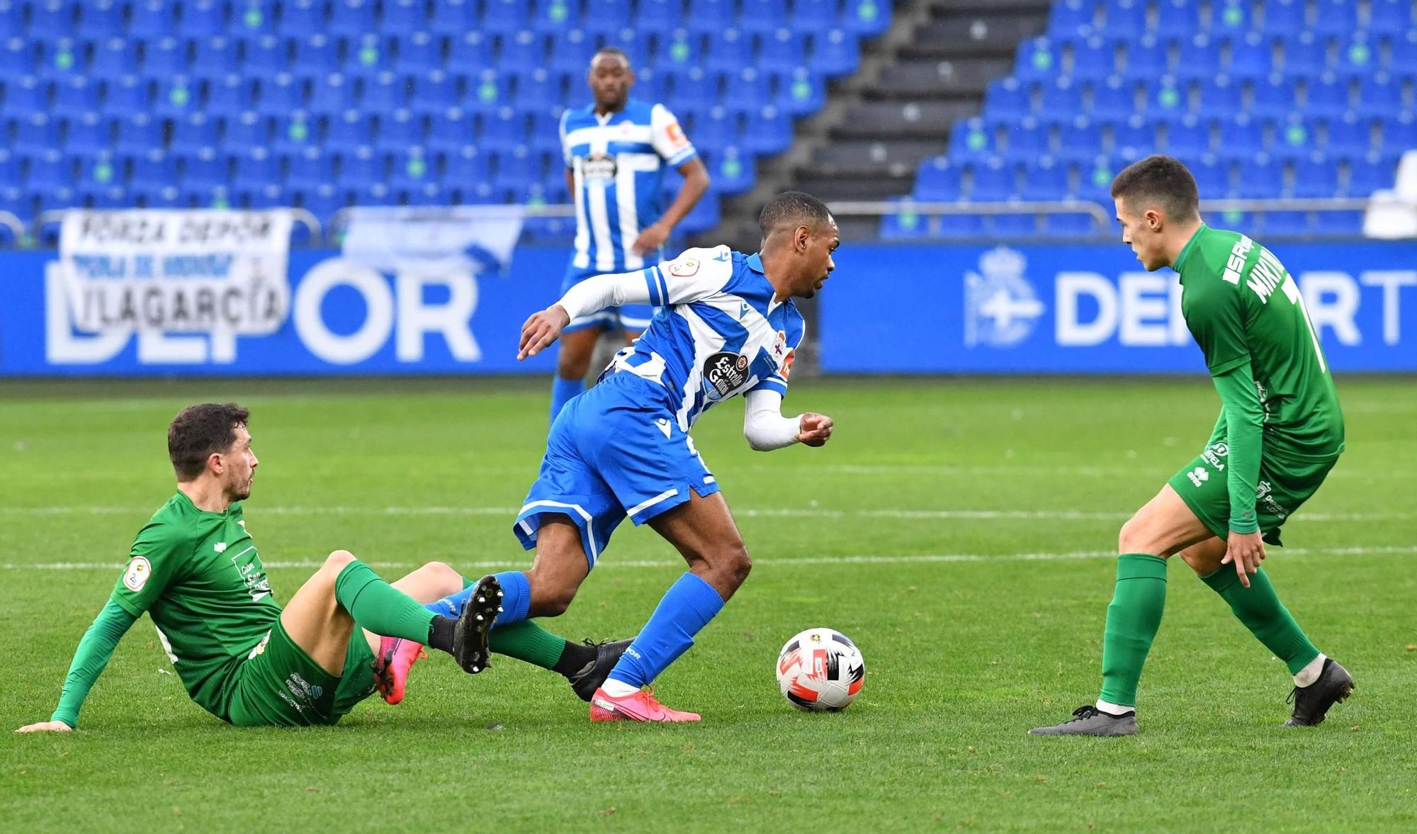 El Deportivo cae (0-2) ante el Compostela