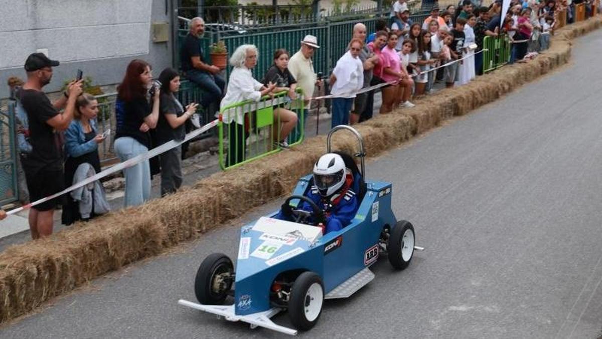 Uno de los pilotos durante la carrera del pasado año en Arcade de Riba.