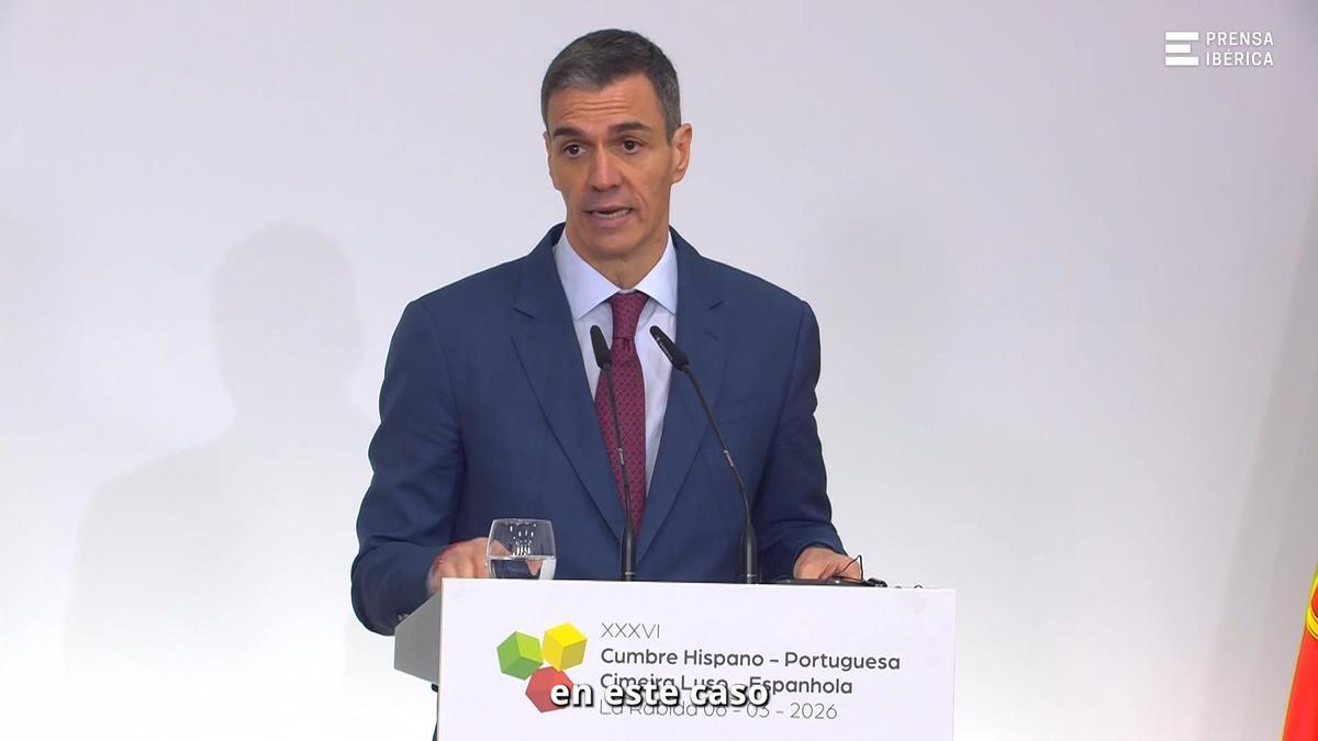 Sánchez defiende que el envío de la fragata se ajusta a la "legalidad" para ayudar a Chipre ante una "guerra ilegal".