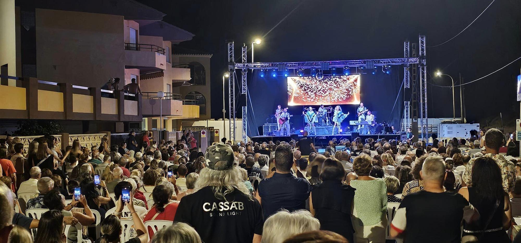 Éxito del musical sobre ABBA en Tavernes de la Valldigna
