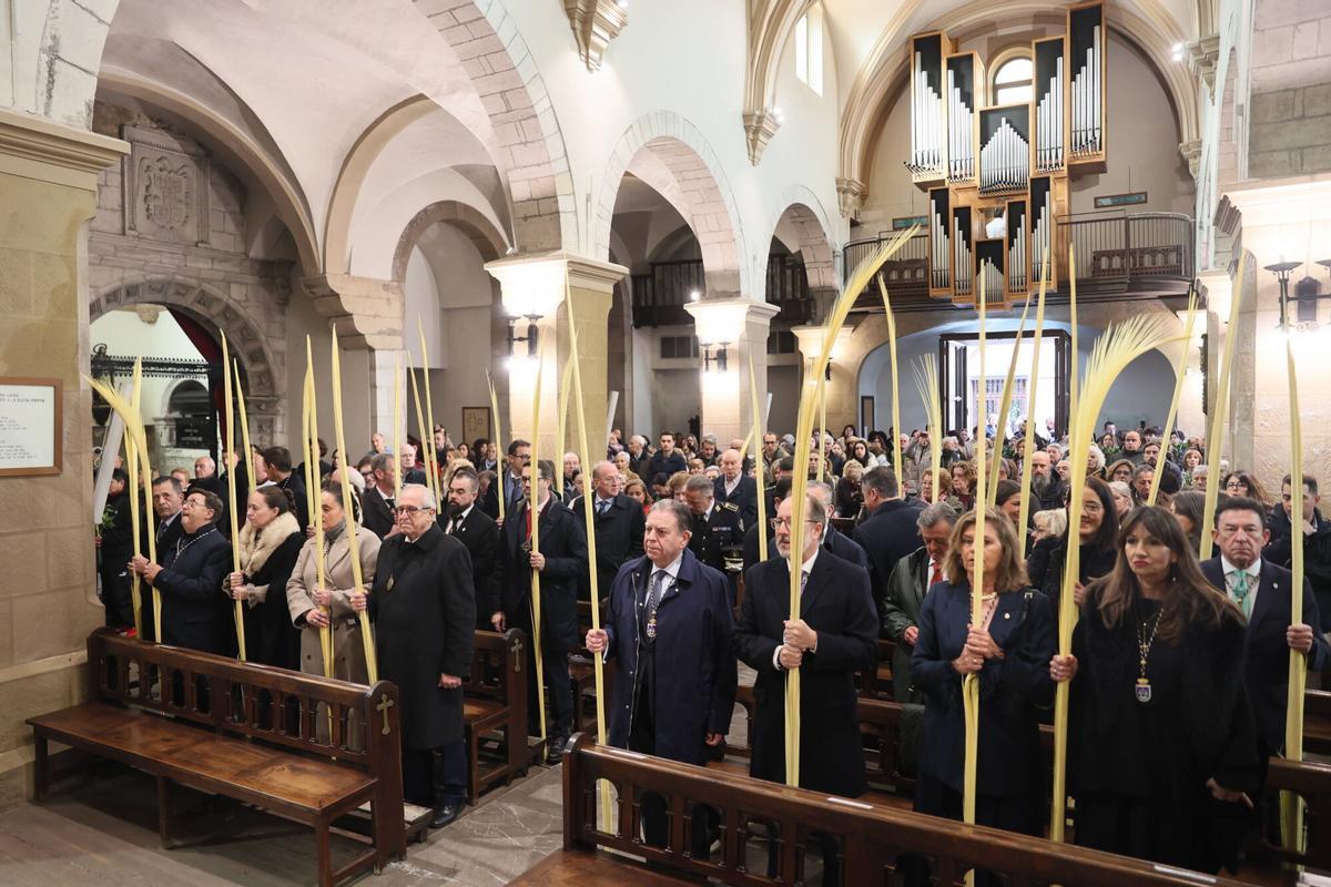 EN IMÁGENES: Bendición de Ramos en la Catedral de Oviedo