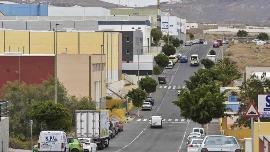 Un testigo y una grúa sin localizar destapan al ladrón de grandes contenedores de Gran Canaria