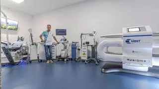 Yaco Climent, director y fisioterapeuta en Vitalys Center: "Muchos pacientes experimentan un empeoramiento de sus síntomas durante el invierno"