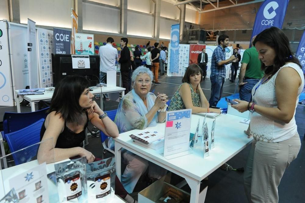 La I Feria de Emprendedores atrae a más de un millar de personas