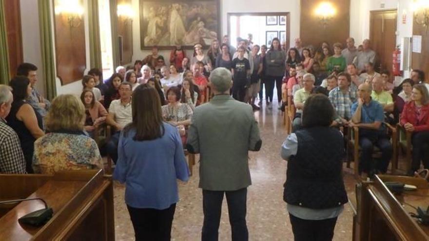 La recepción de la delegación de Sisteron, en el ayuntamiento.