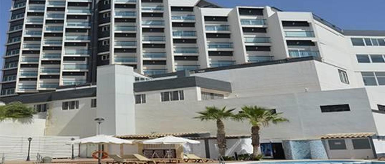 El Campello aprueba una ordenanza para implantar nuevos hoteles