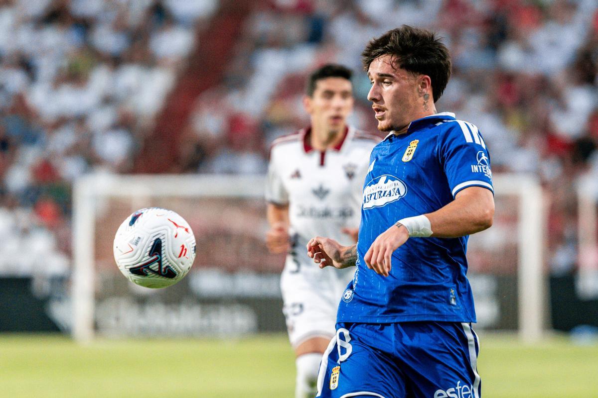 EN IMÁGENES: Así ha sido el encuentro entre el Real Oviedo y el Albacete