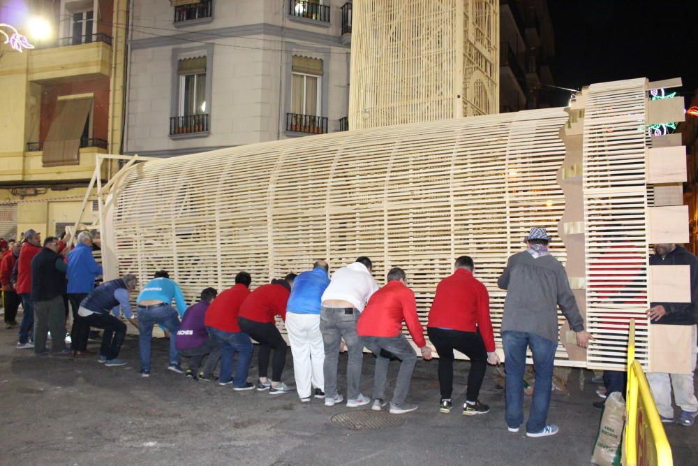 El espectáculo de plantar  "al tombe"