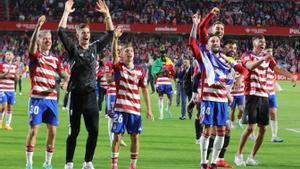 Los jugadores del Granada celebran el ascenso a Primera División ante el Leganés.