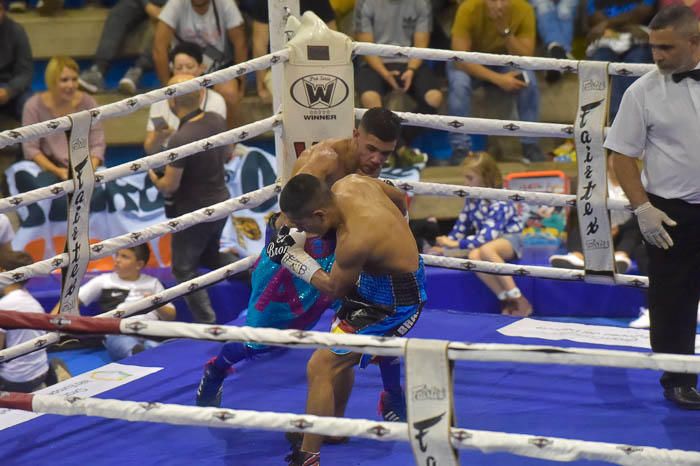 Velada de boxeo en La Gallera