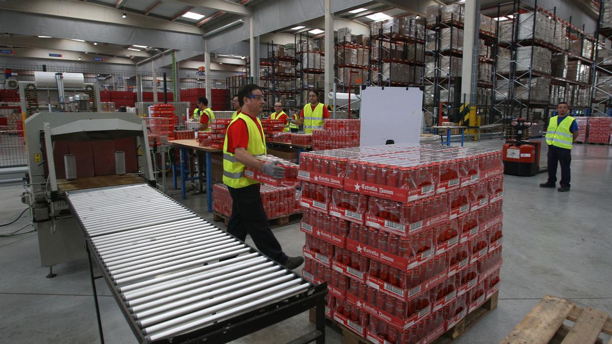 Planta de logistica de Damm en el Prat