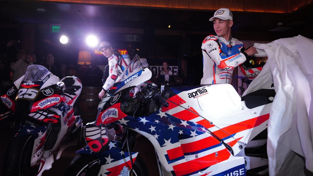 Barras y estrellas en las Aprilia de Raúl Fernandez y Miguel Oliveira