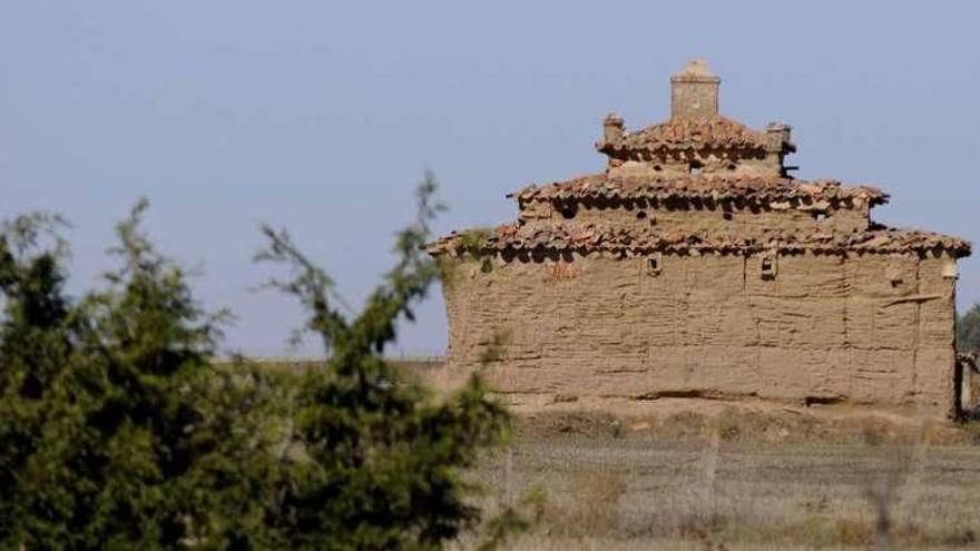 Un palomar en la localidad de Villarrín de Campos.