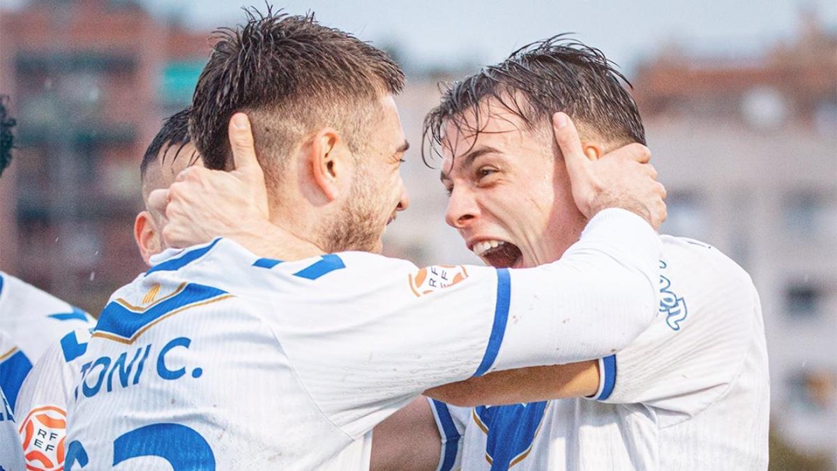 La celebración del tanto de Toni Caravaca