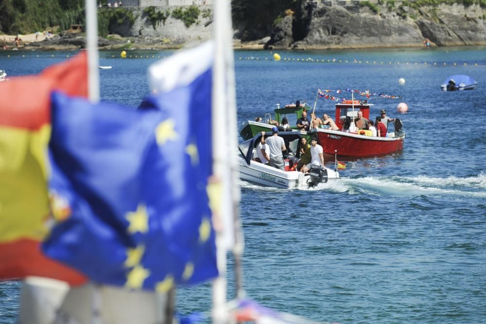 Procesión marítima en las fiestas de Mera