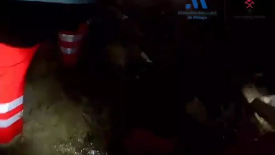 Un derrumbe por las lluvias arrasa dos viviendas en Monda y fuerza el desalojo preventivo de un edificio