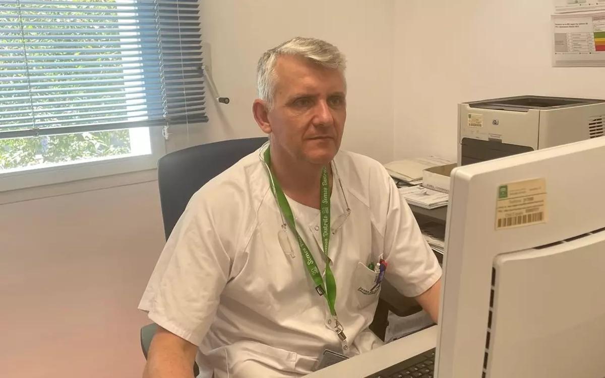 El vicepresidente segundo de la Sociedad Andaluza de Medicina General y de Familia, Rafael A. Castro.