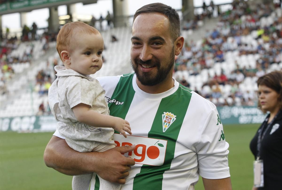 La afición cordobesista en el partido contra el Alarcón