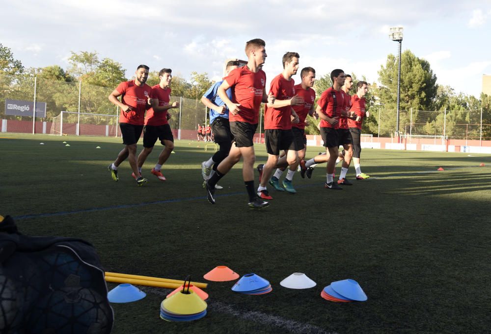 Primer entrenament  del CE Manresa