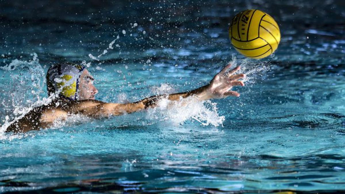 Amistad pasada por agua en la Copa Waterpolo 