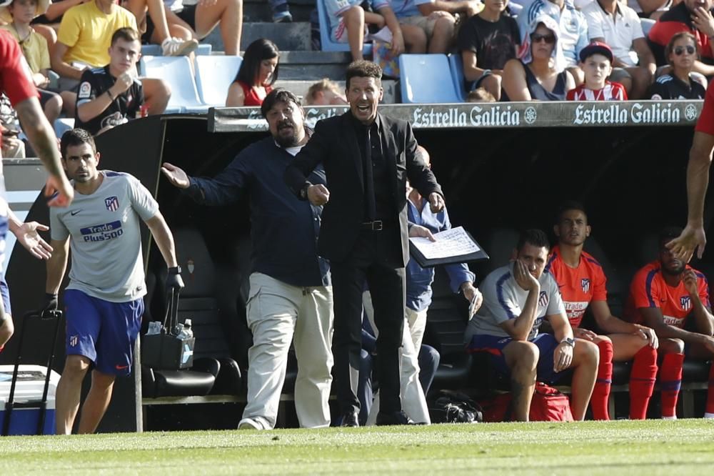 Intensidad a flor de piel en el duelo entre celestes y rojiblancos en el estadio de Balaídos.