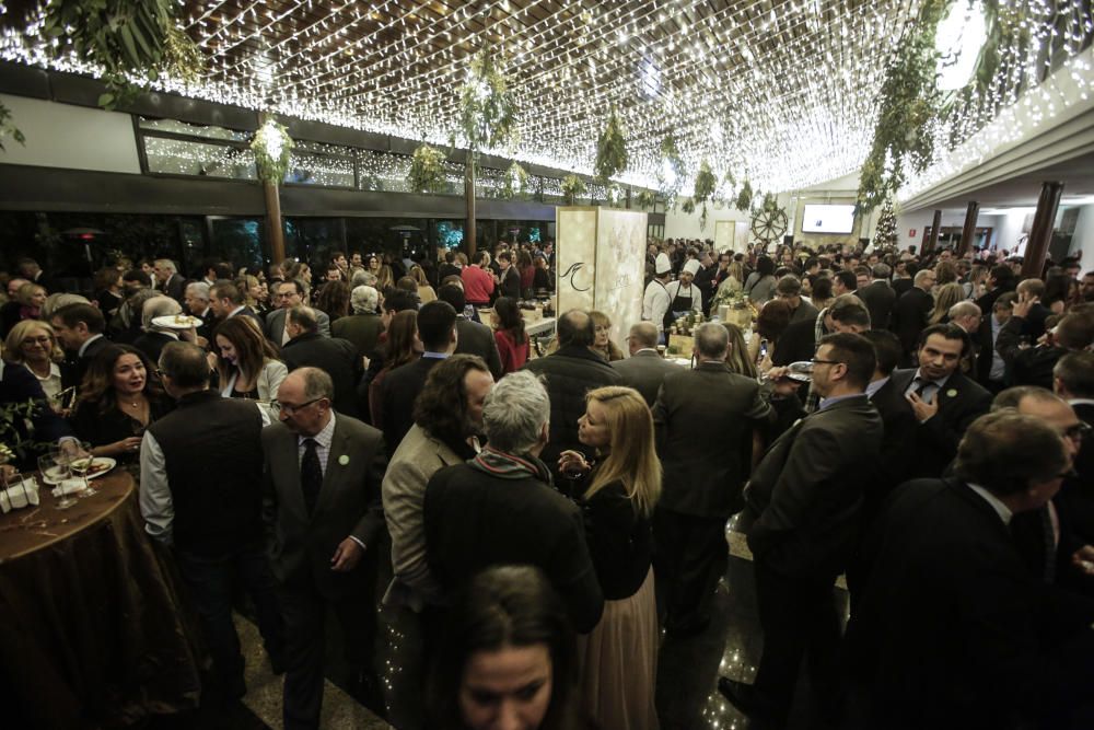 El ya tradicional cóctel de Navidad de Vectalia reúne a cerca de 600 personas