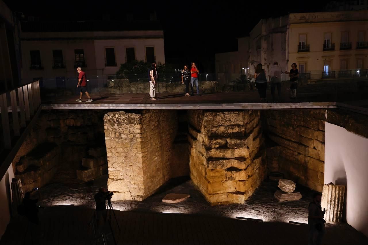 El Templo Romano estrena su nueva iluminación