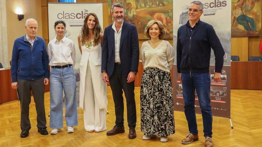 José Luis Sanz, Sonia Outón, Paola María, el alcalde Alberto Varela y la directora del Conservatorio, Rosina Sobrido, ayer.