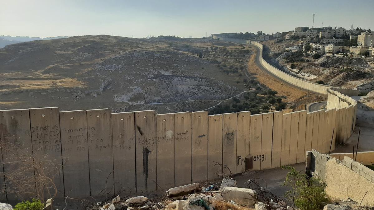 El  muro de separación israelí, en las afueras de Jerusalén.