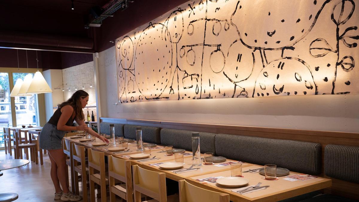 La sala del restaurante Kind Kitchen.
