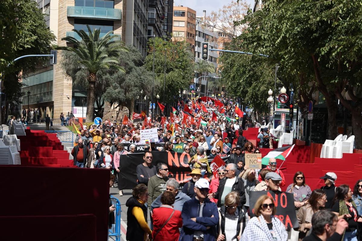 Así ha sido la manifestación de "No a la guerra"