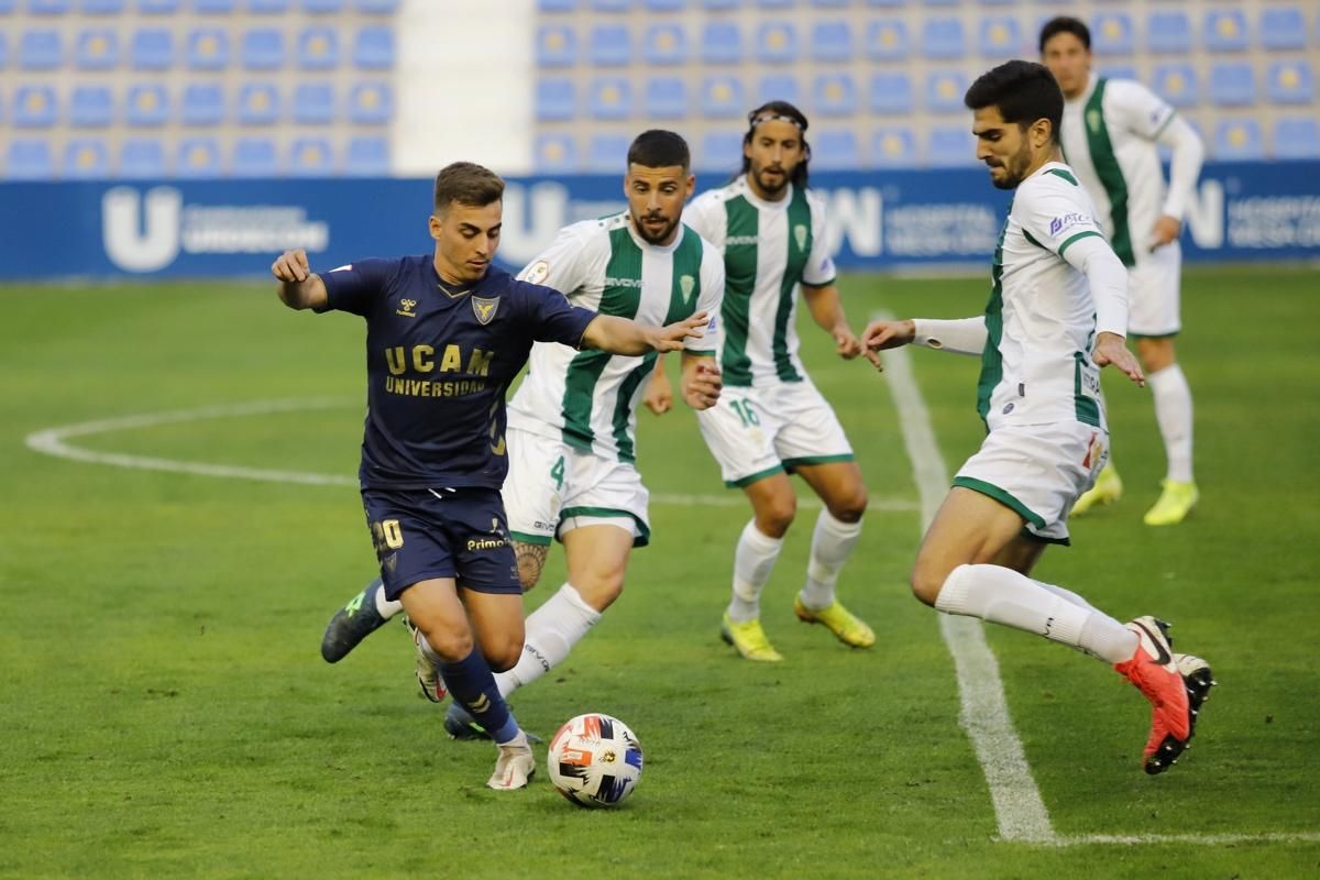 Las imágenes del UCAM Murcia-Córdoba CF